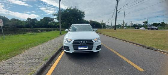 AUDI Q3 1.4 TFSI FLEX PRESTIGE PLUS S TRONIC